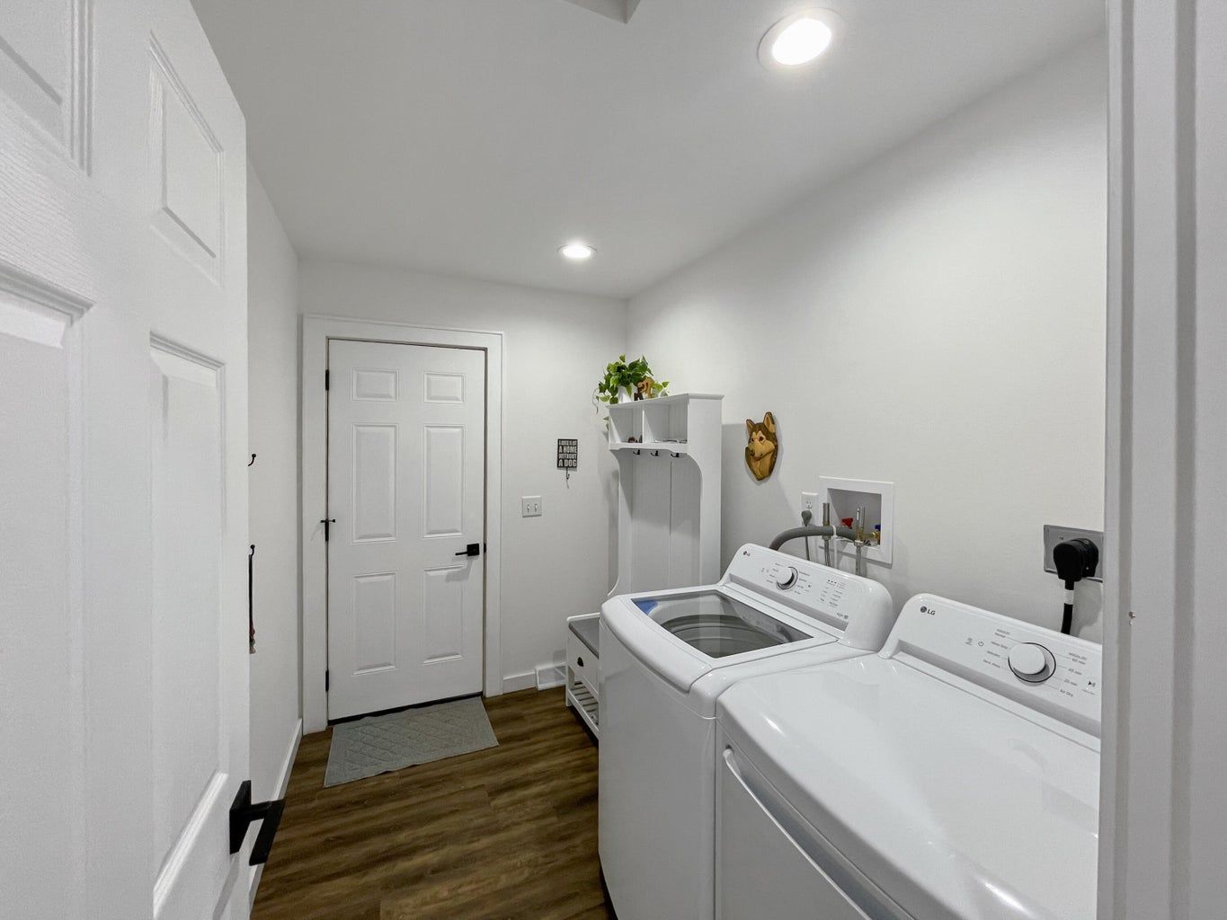 Main Level Laundry Main Level Laundry